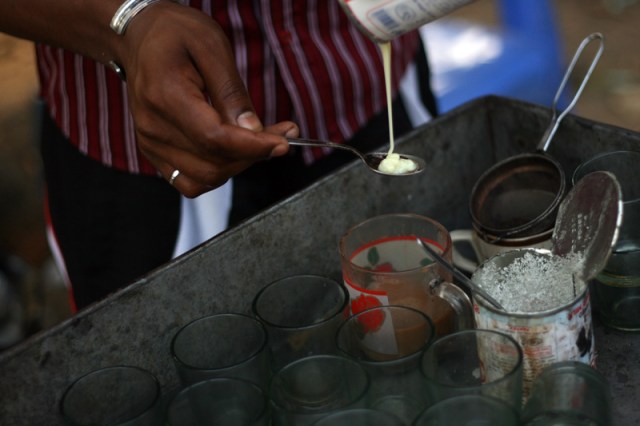 Cha (tea) Walla in action! Cha (tea) Walla in action!