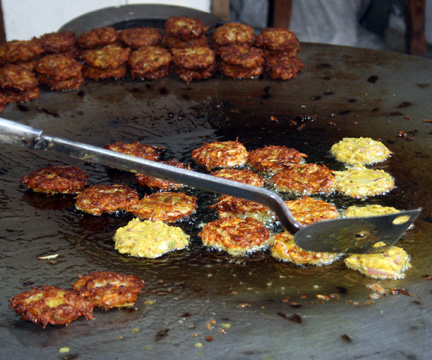 Onion and lentil patty.