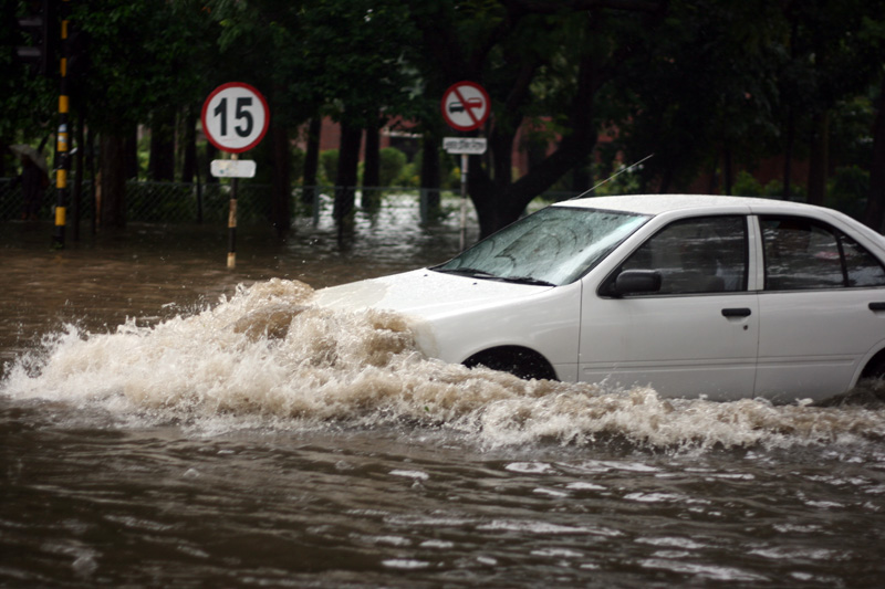 Bijoy Sarani near Old Mirpur Rd