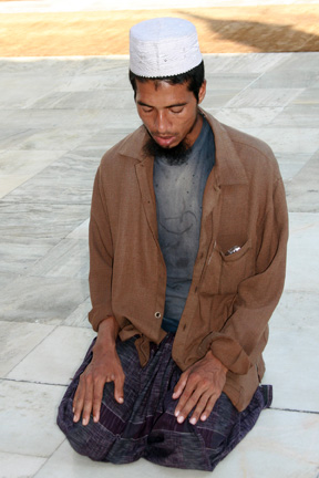 Prayer time! Prayer time!