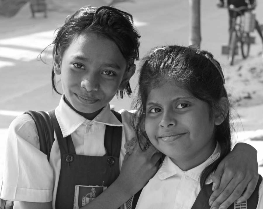 marlandphotos-blog-schoolgirls-portrait-iqbal-Road