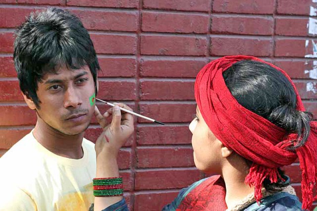 marlandphotos-blog-facepainting-victoryday-Bangladesh-portrait