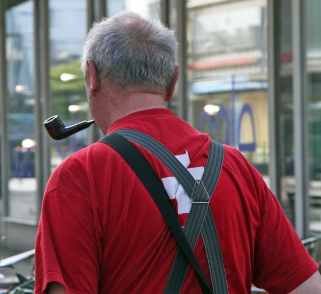 Marlandphotos-Switzerland-Pipe-Flag