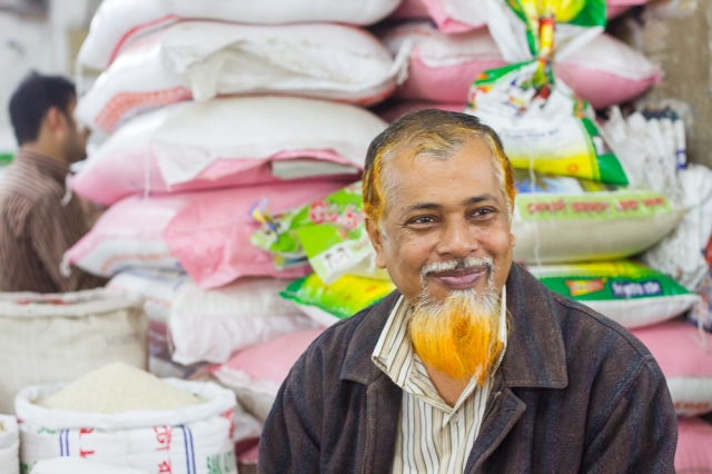 marlandphotos-market-rice-seller-dhaka-bangladesh-StreetPhotography-portrait-blog