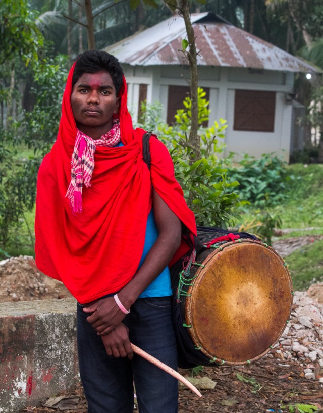 marlandphotos-blog-photography-musician-red-drummer-SriMongol