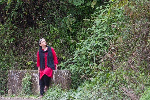 marlandphotos-blog-photography-lady-birdwatching-Darjeeling