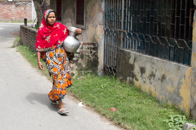marlandphotos-blog-photography-well-woman-water-jug
